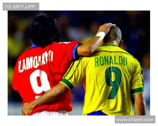 军字当头的足球明星们展现风采与荣耀的传奇故事 军字当头的足球明星们展现风采与荣耀的传奇故事