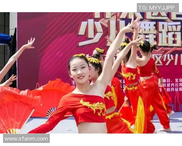 全国街舞大赛特别报道：北京滑板队拼搏历程与梦想追逐的故事