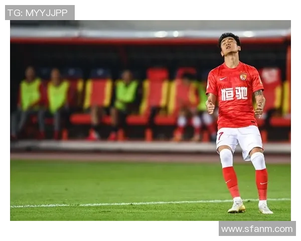 足球全才的崛起与发展探索如何在多元化时代塑造全面型球员的未来