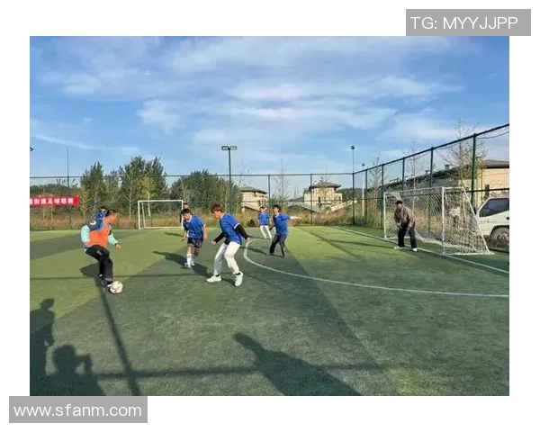 足球曹孝义的传奇人生与不屈精神在绿茵场上的精彩瞬间回顾